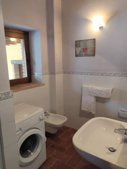 Country House - La Casetta Nel Borgo San Venanzo Eksteriør bilde